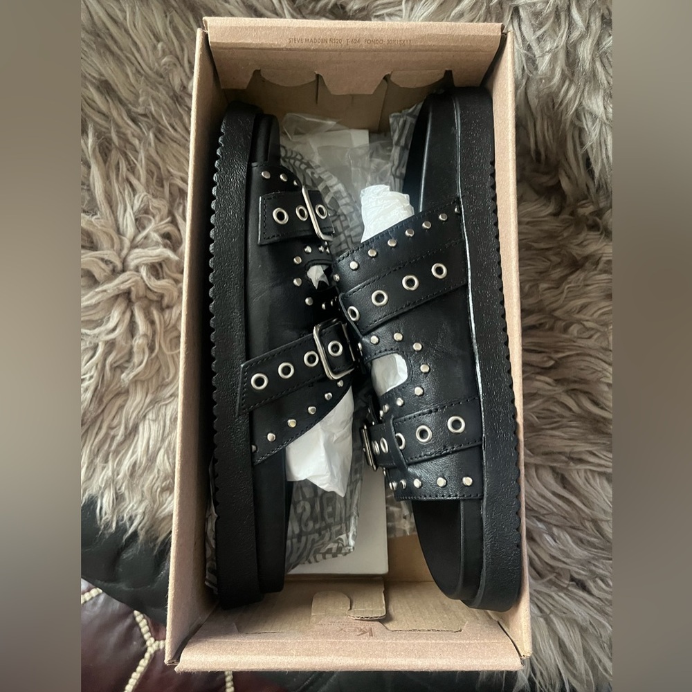 Steve Madden Black Buckle Studded Sandals - Picture 4 of 5
